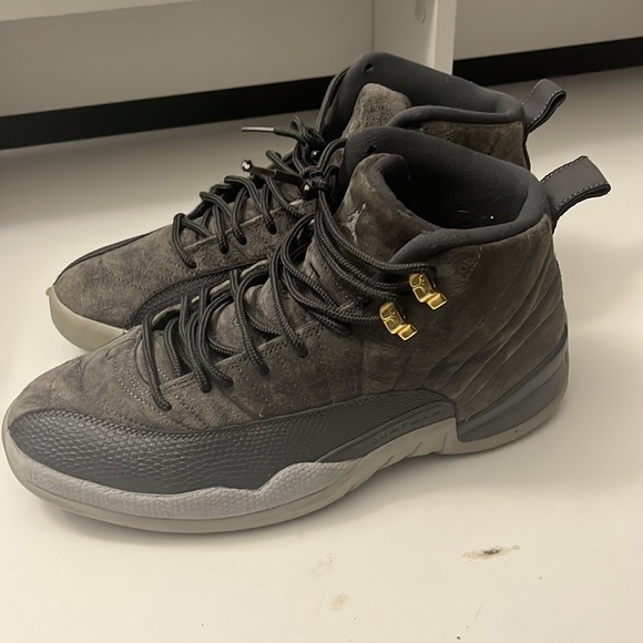 Jordan 12 Dark Grey(price negotiable) - Picture 2 of 4